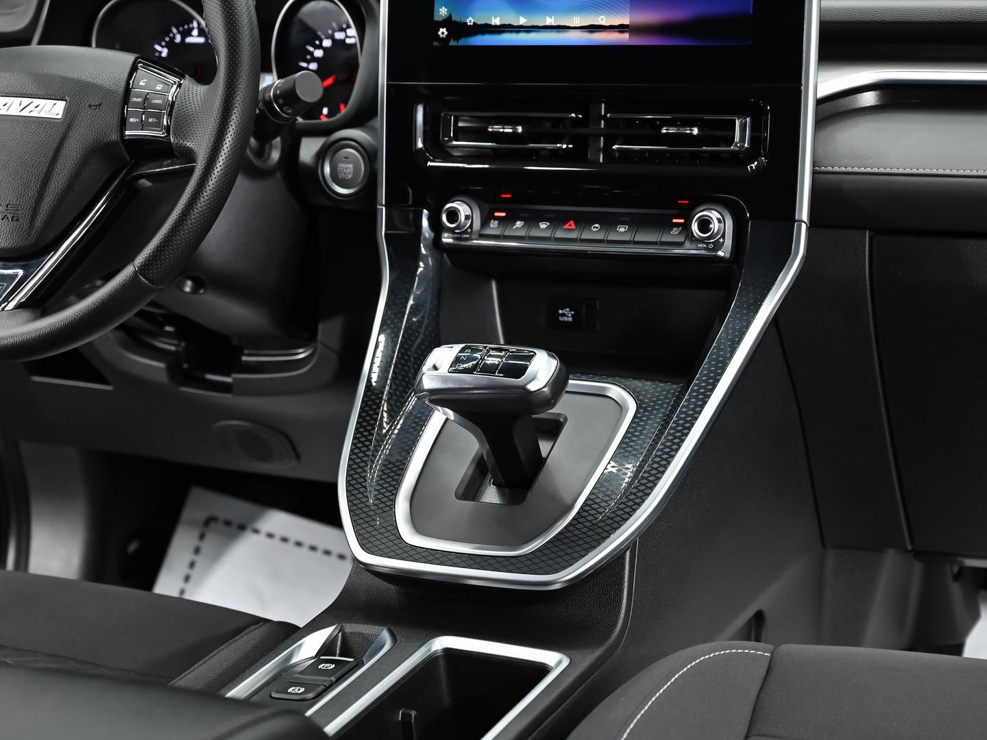 Haval M6