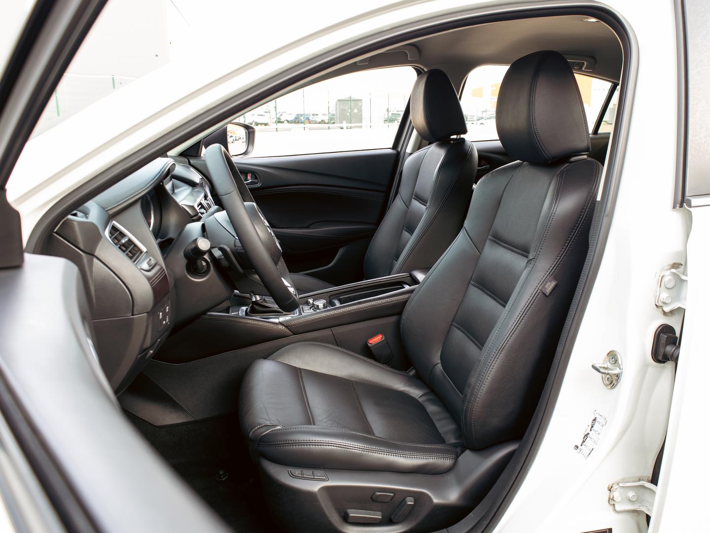 Mazda 6
