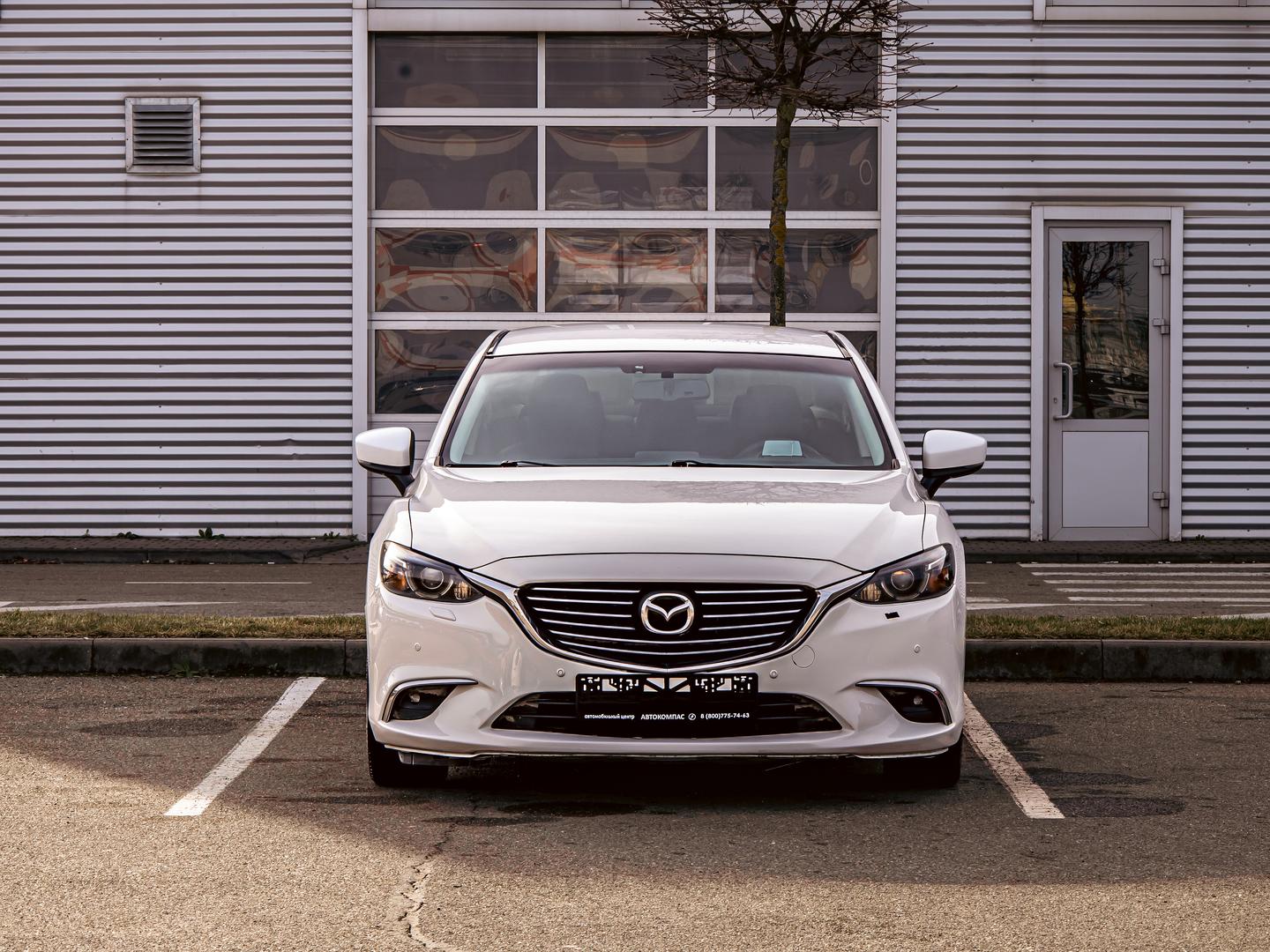 Mazda 6