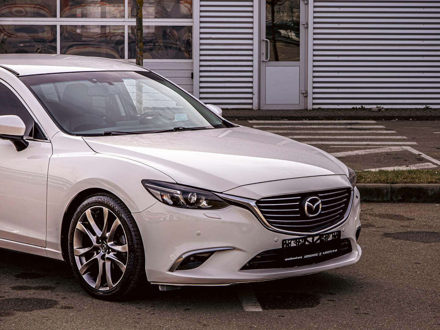 Mazda 6