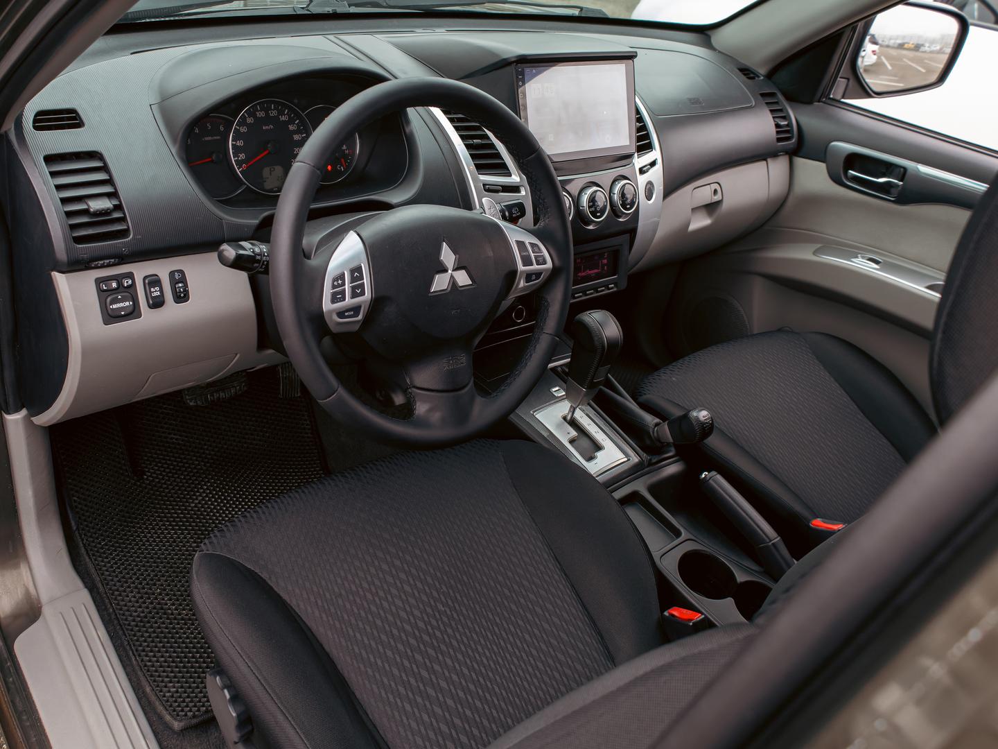 Mitsubishi Pajero Sport