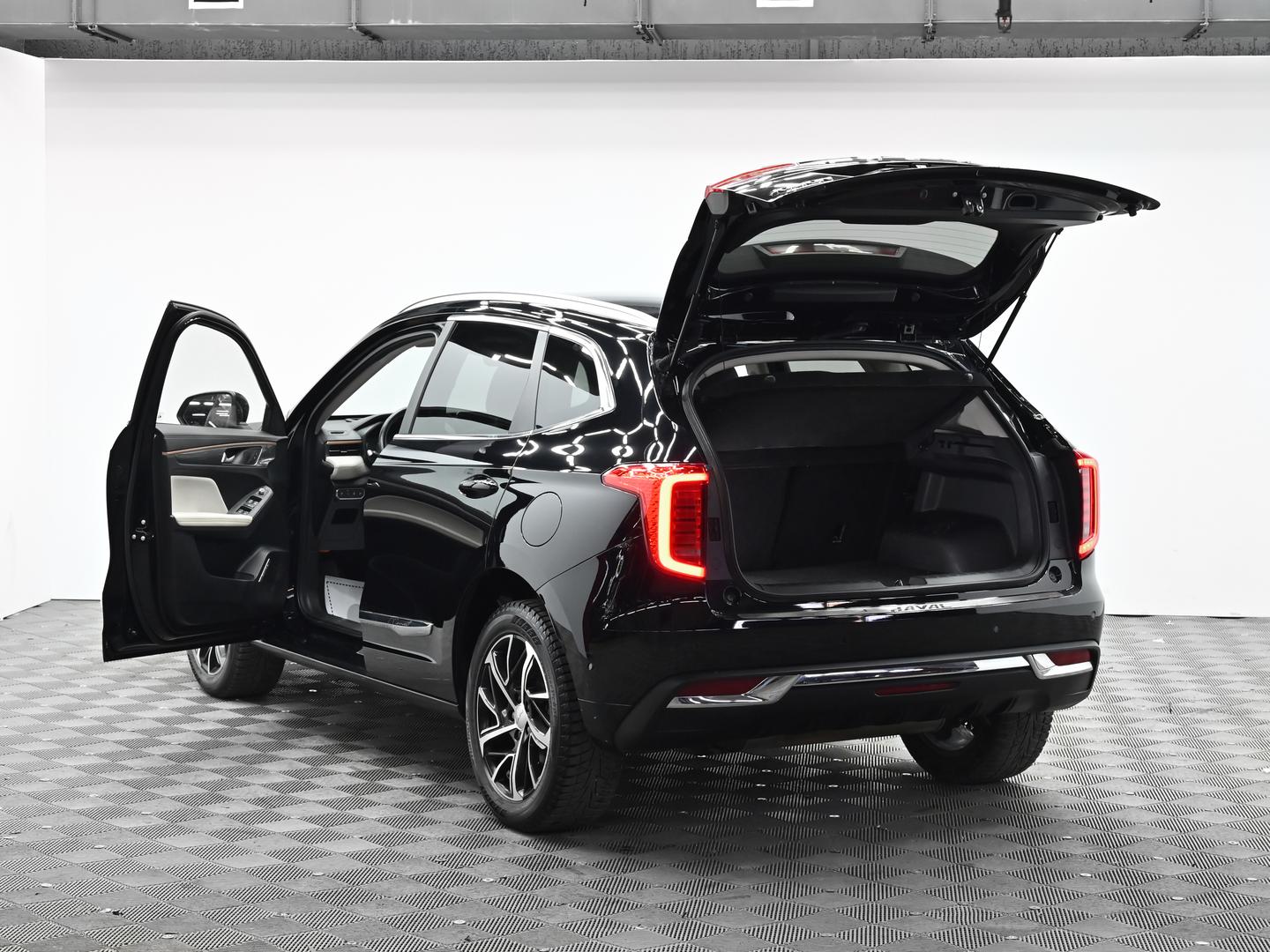 Haval Jolion