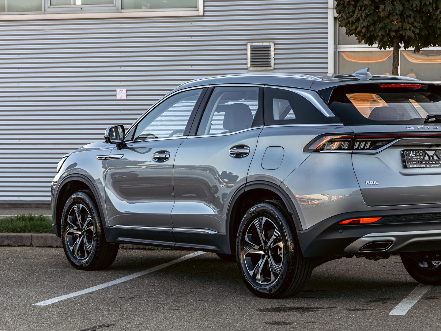 BAIC X7