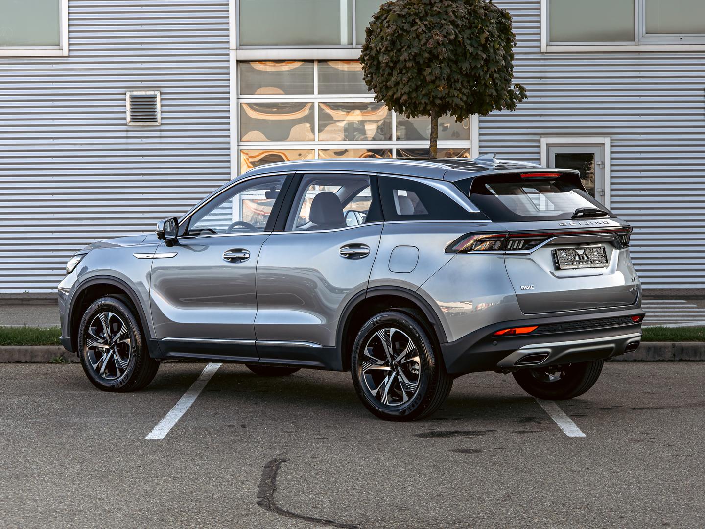 BAIC X7