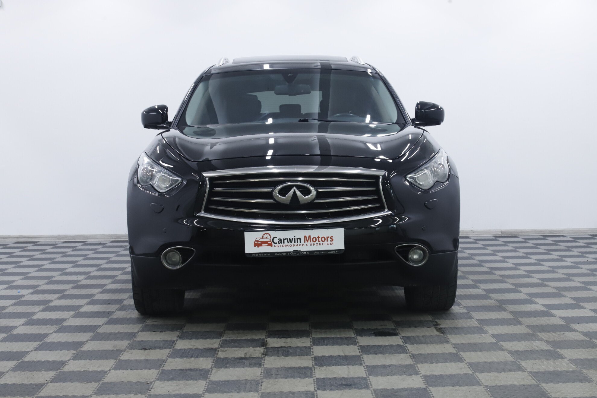 Infiniti QX70