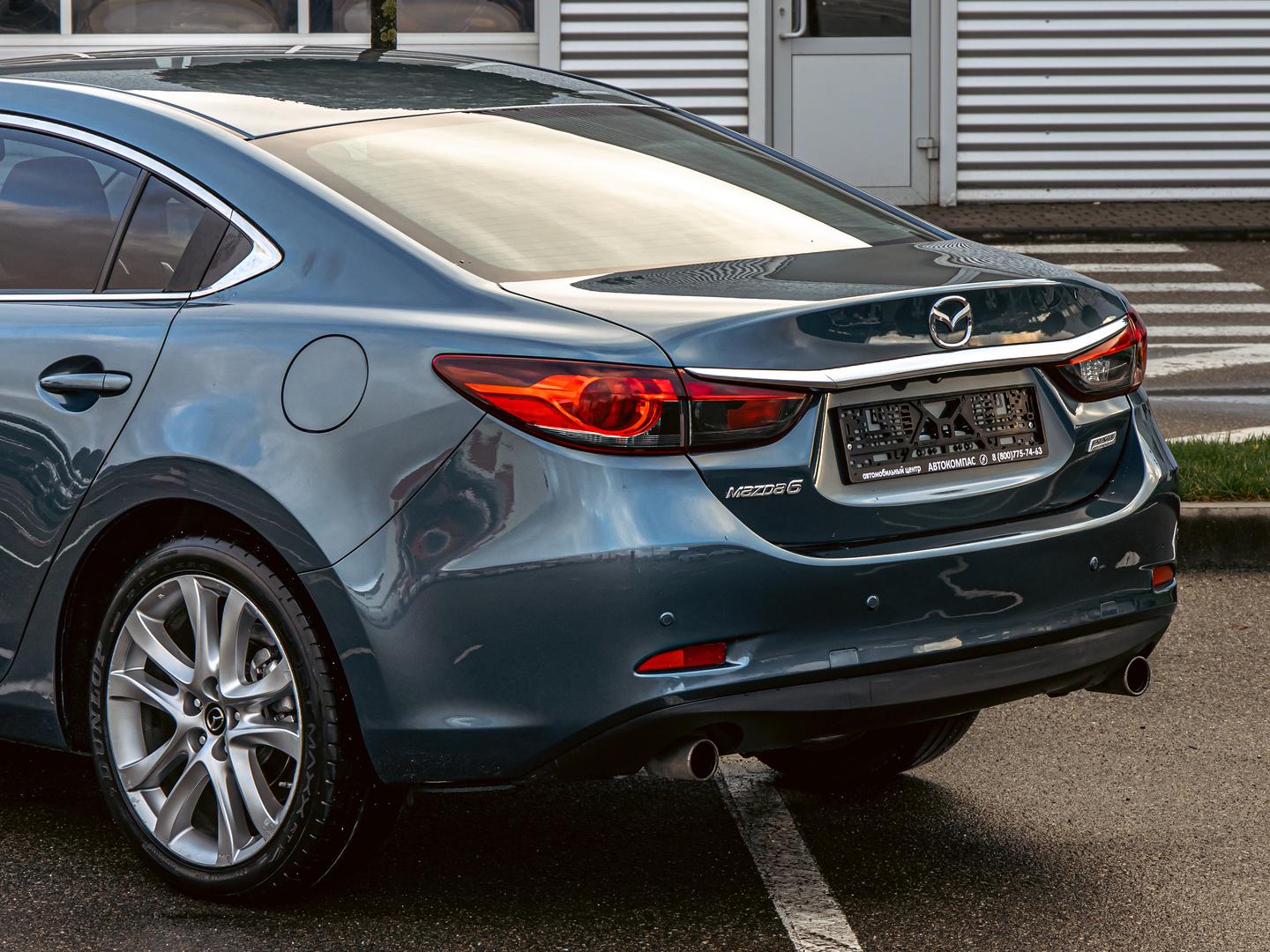 Mazda 6