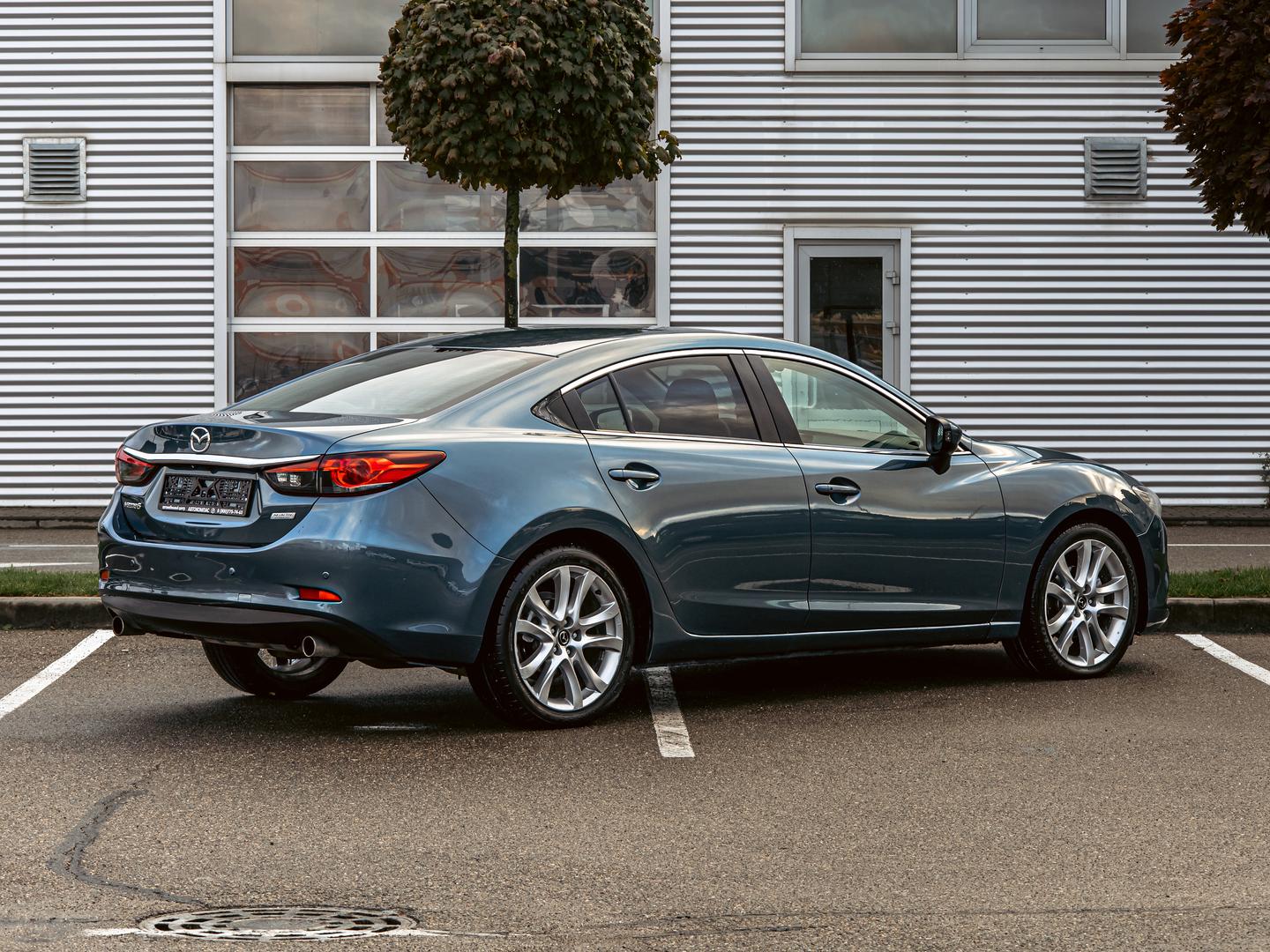 Mazda 6