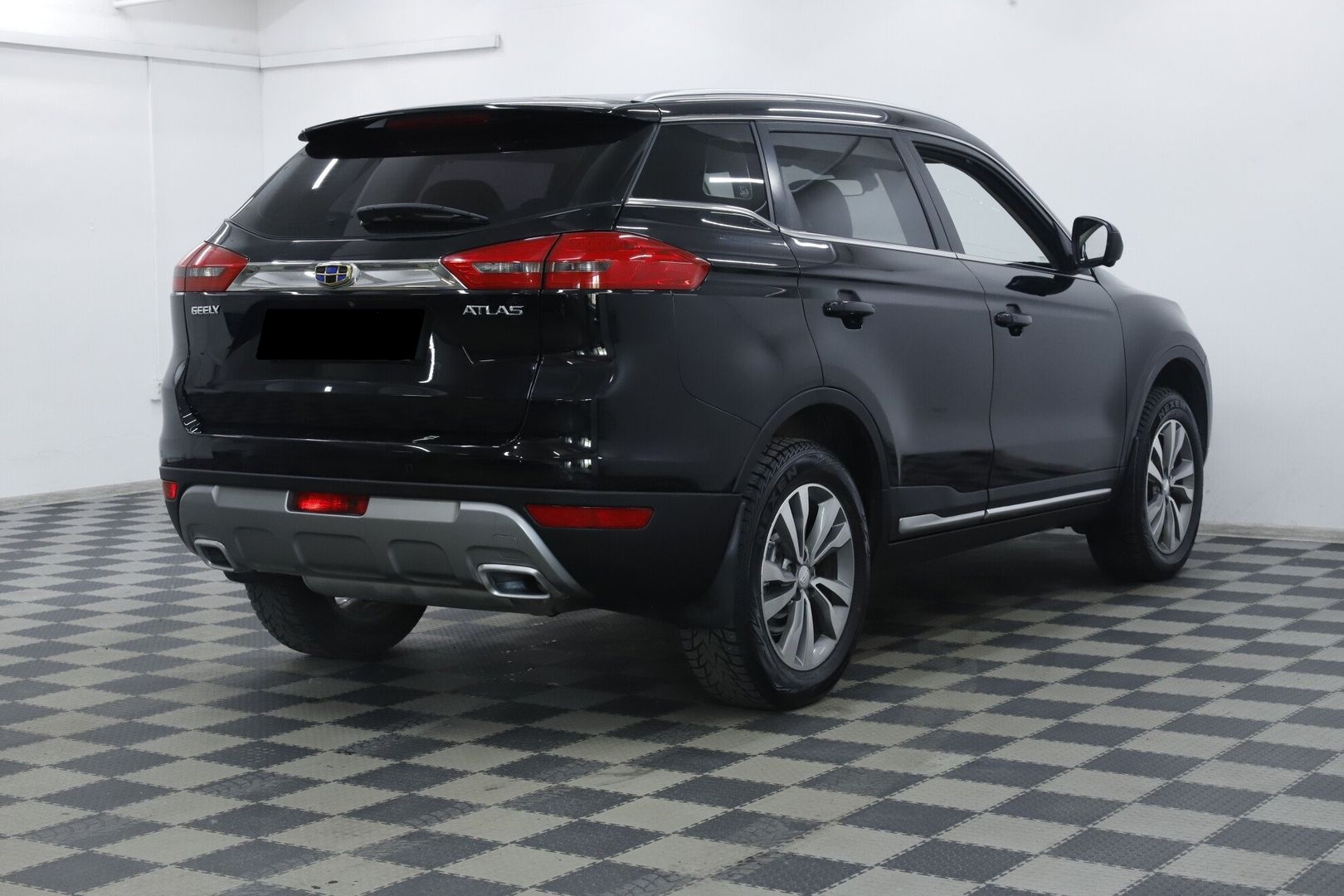 Geely Atlas