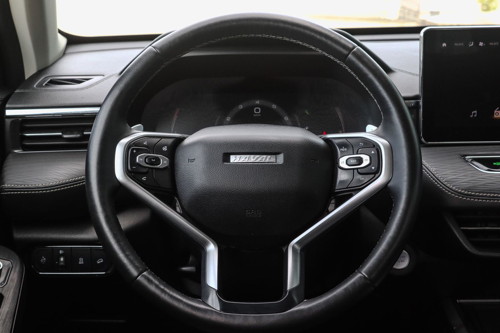 Haval Jolion
