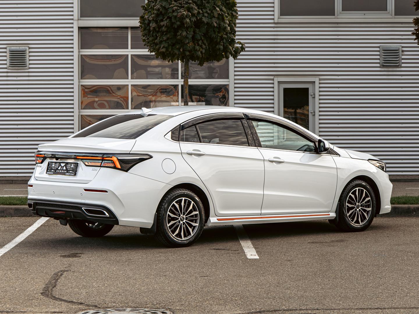 Omoda S5