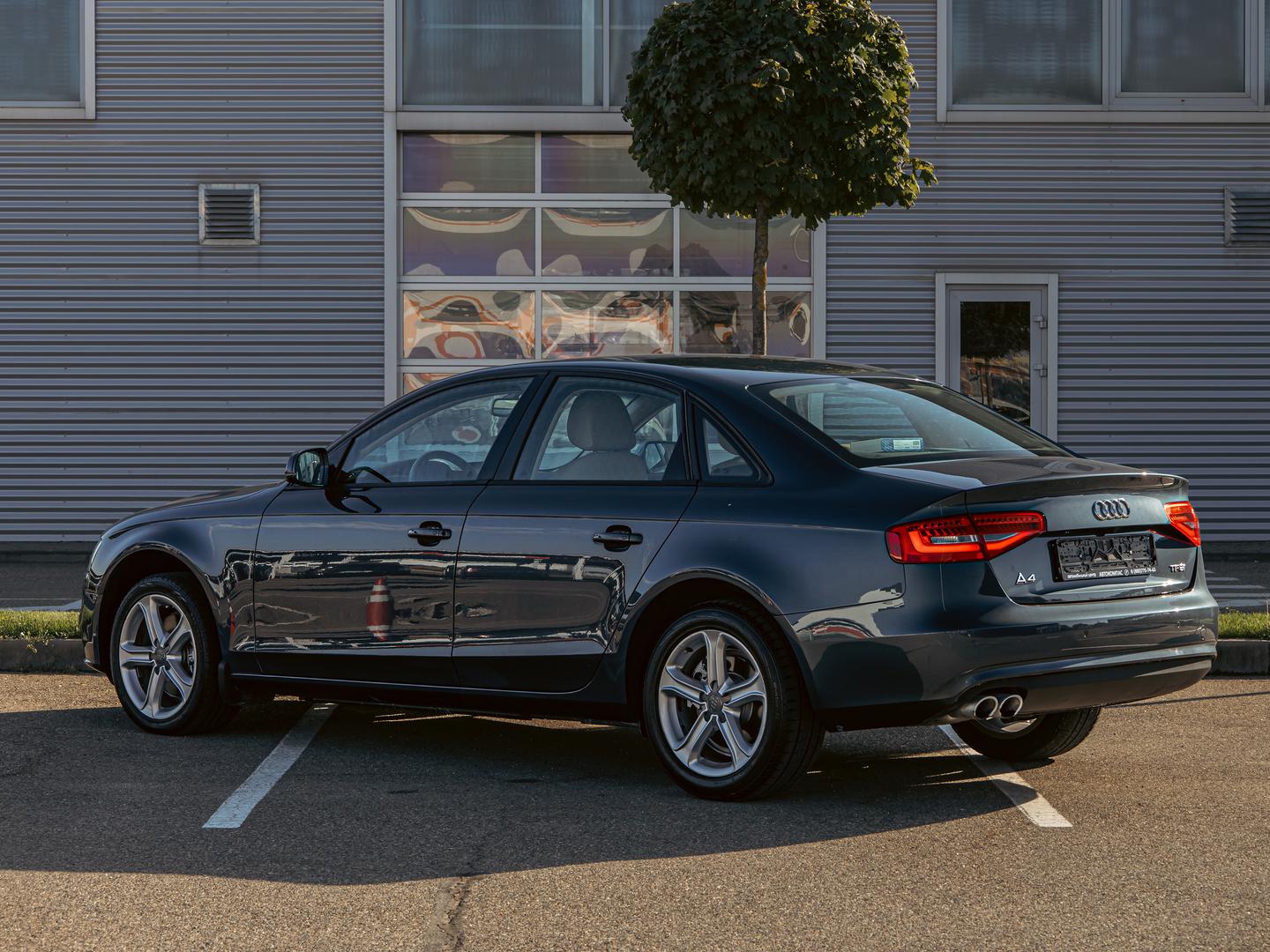 Audi A4