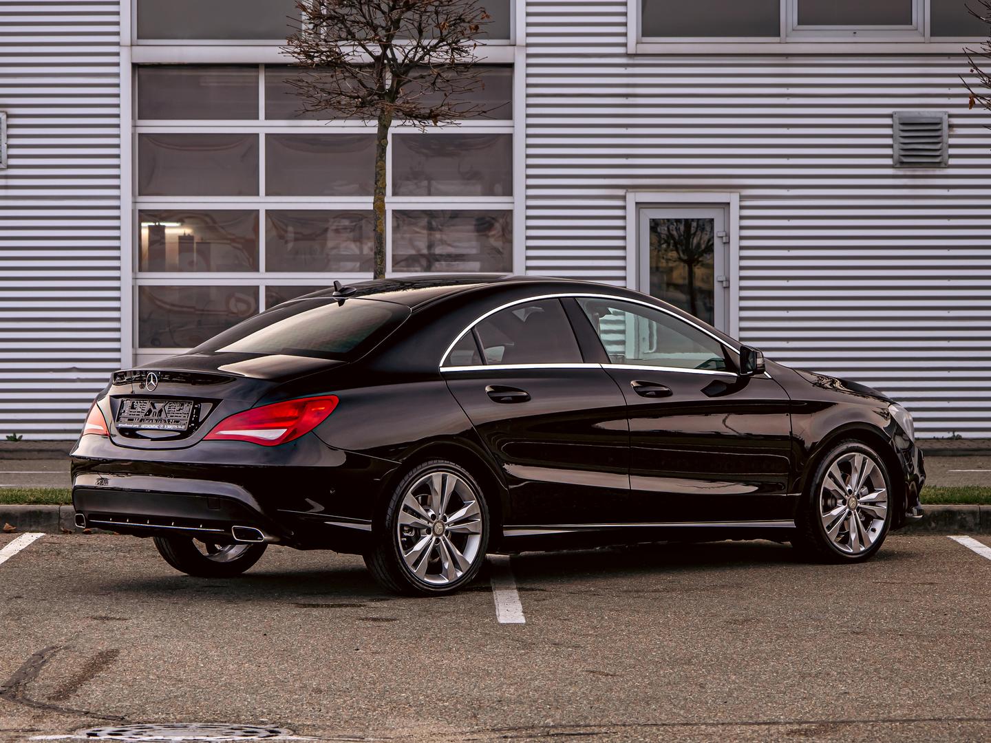 Mercedes-Benz CLA