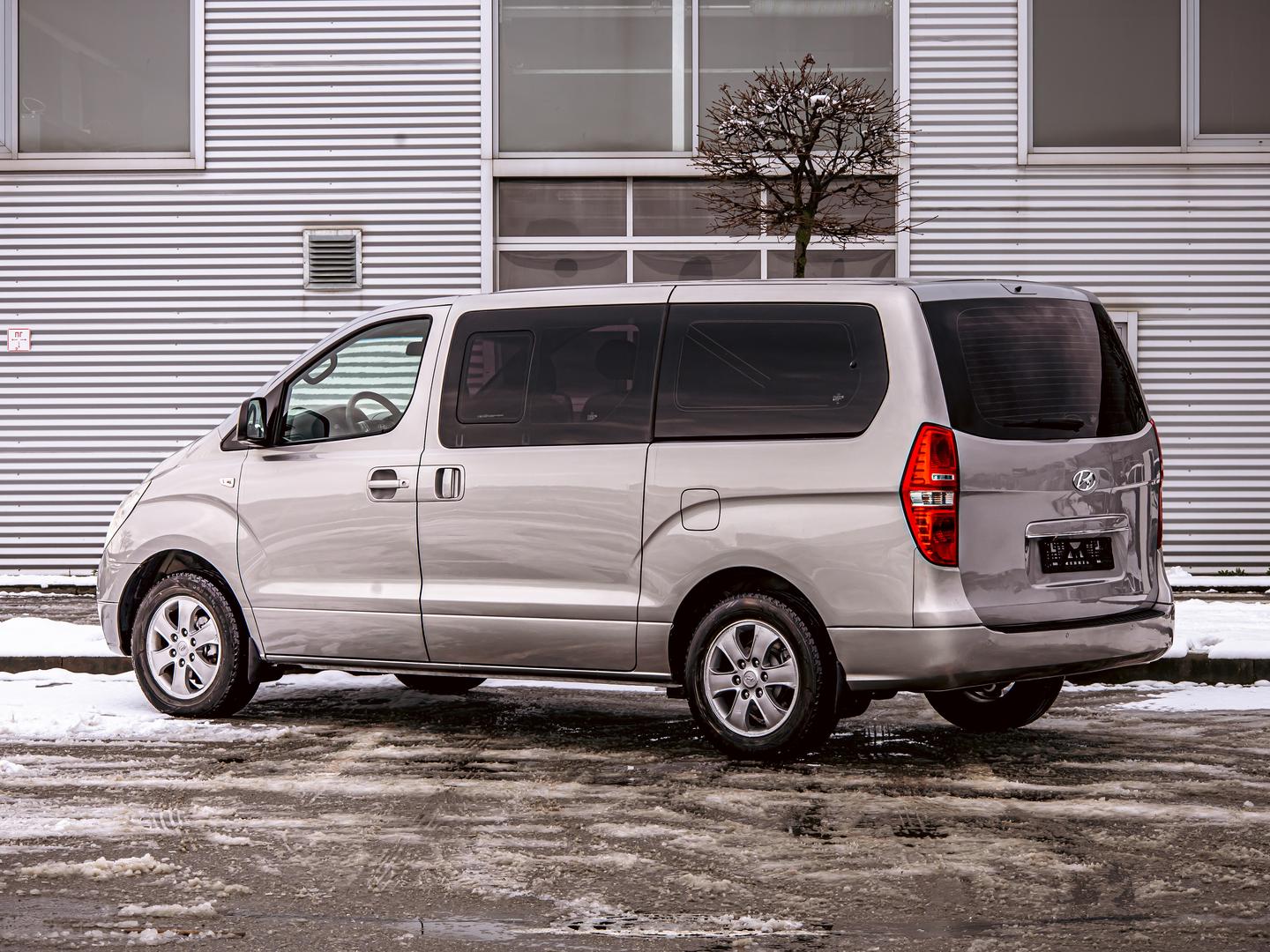 Hyundai Grand Starex