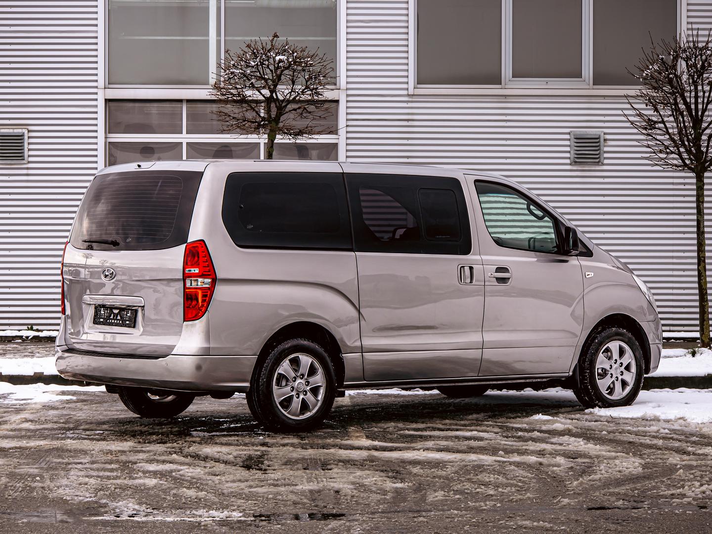 Hyundai Grand Starex