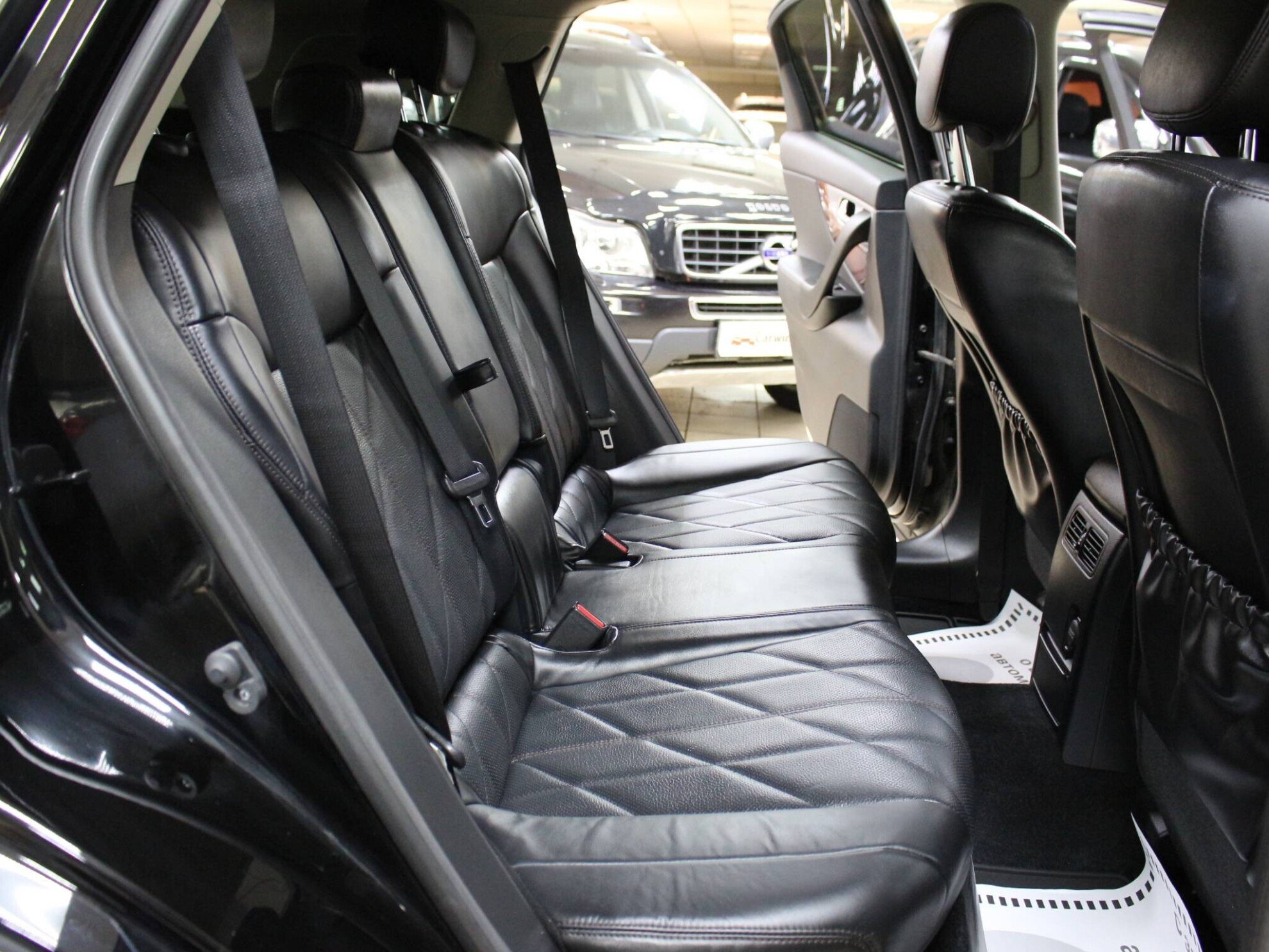 Infiniti QX70
