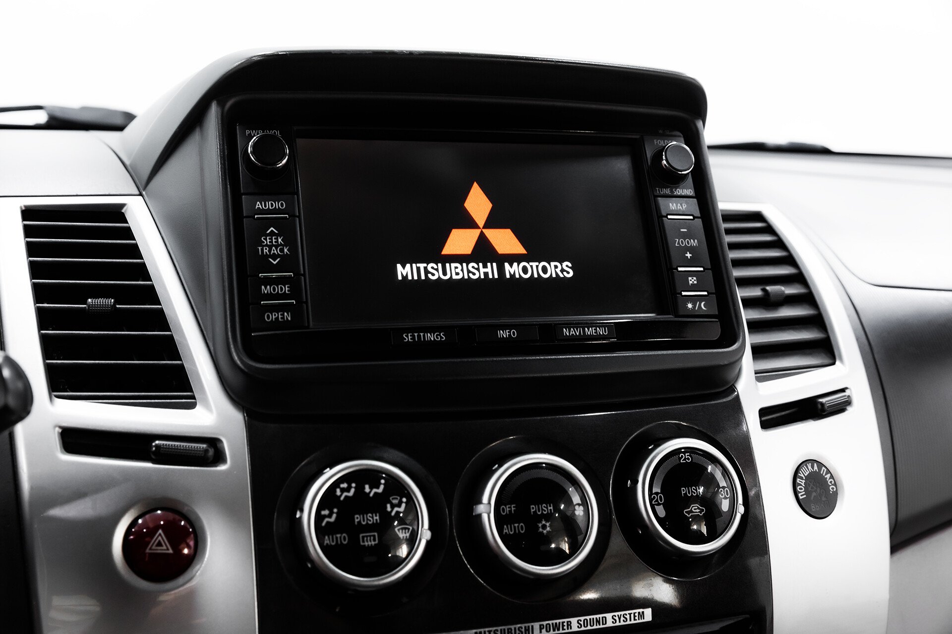 Mitsubishi Pajero Sport