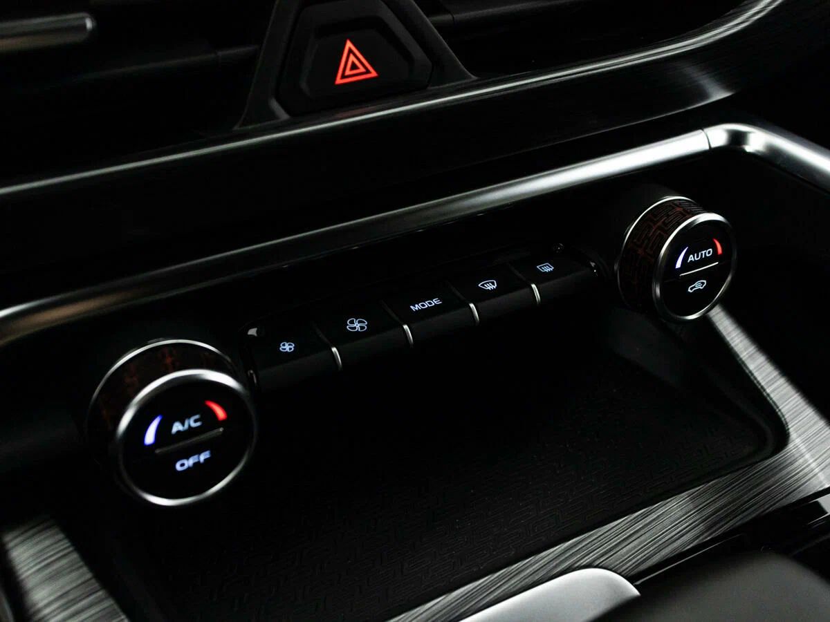 Geely Tugella