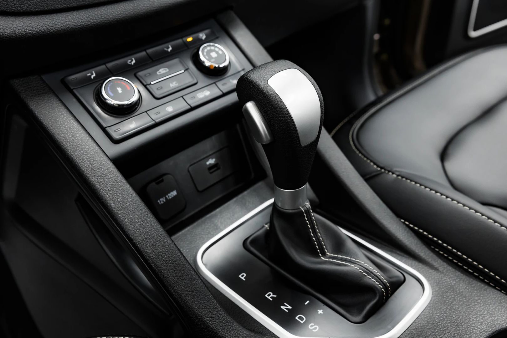 FAW Besturn X40