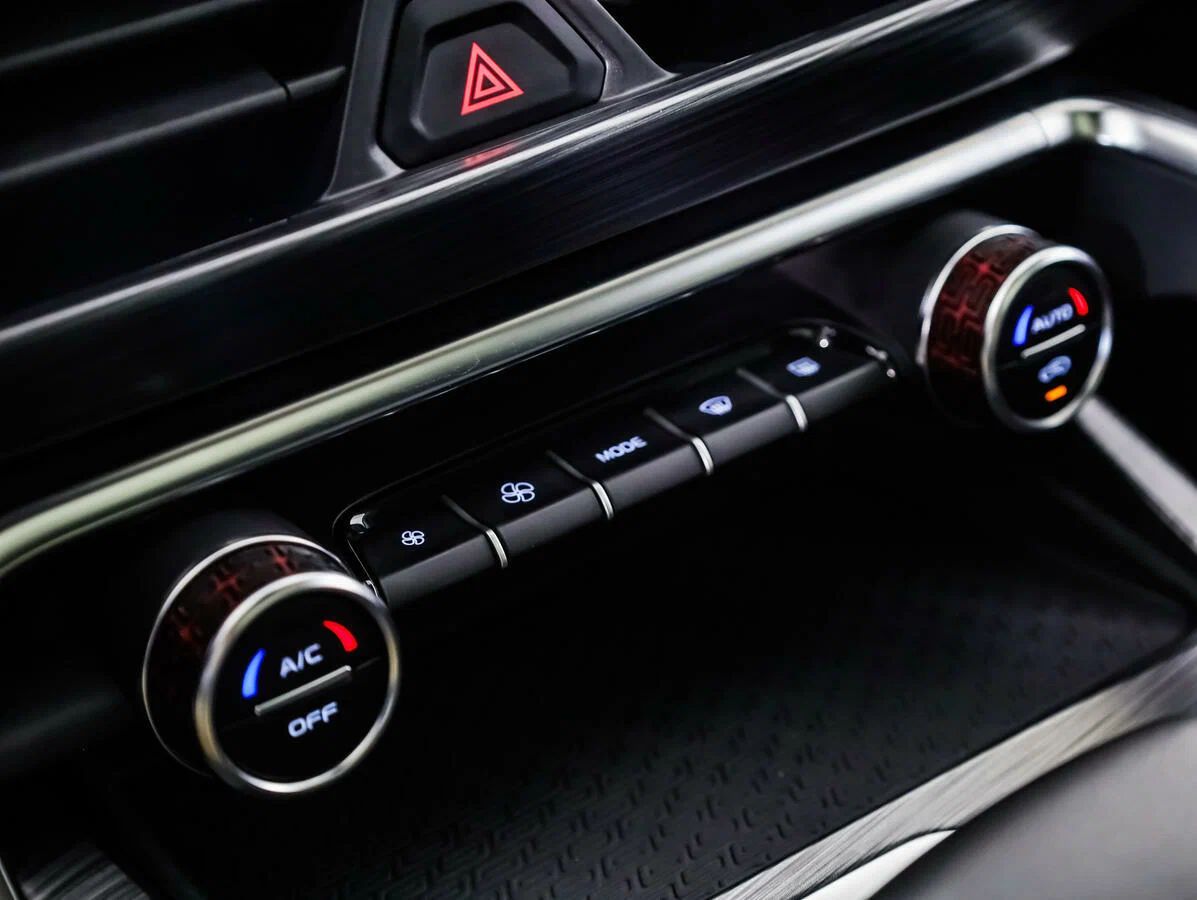 Geely Tugella