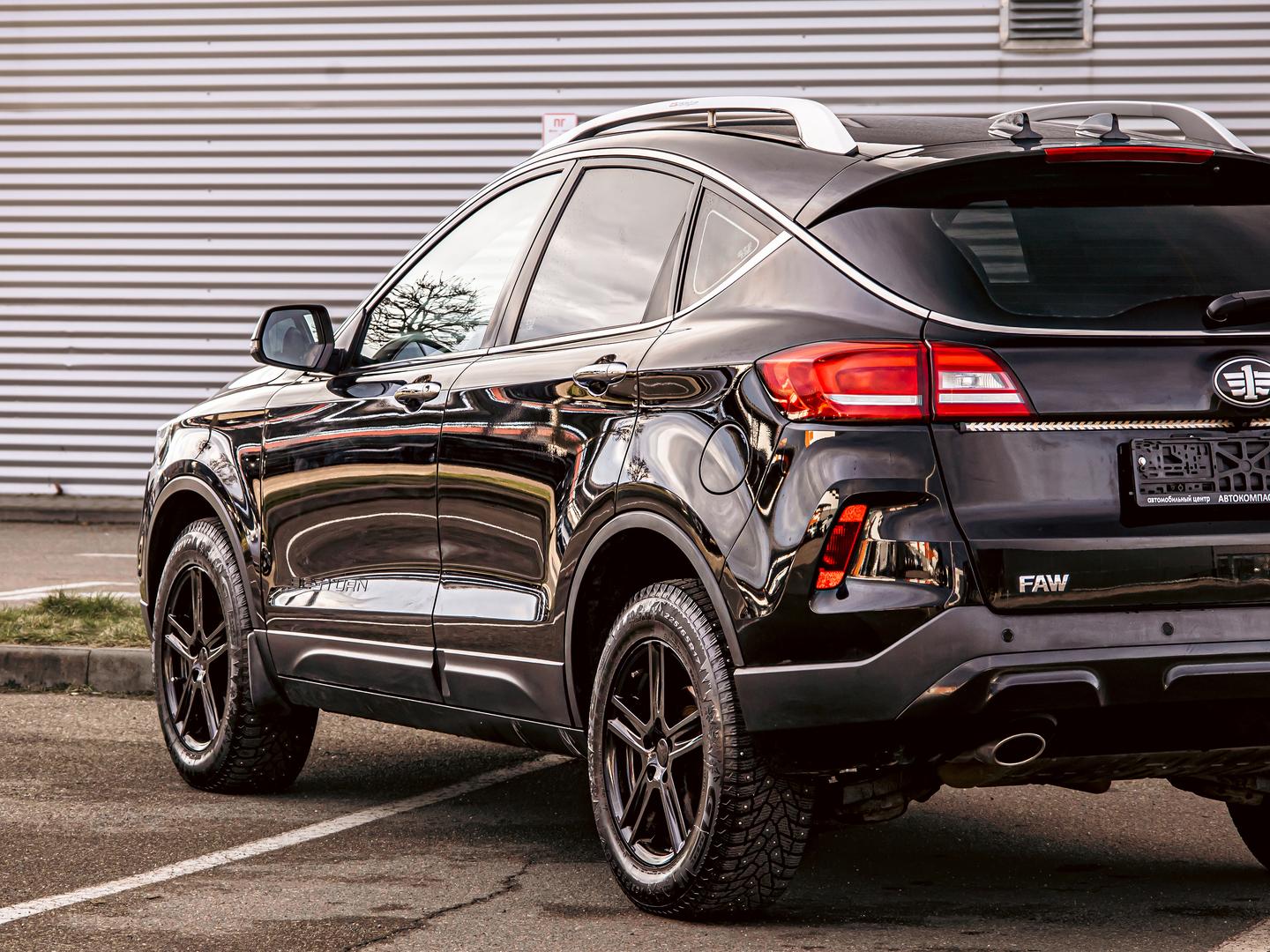 FAW Besturn X80