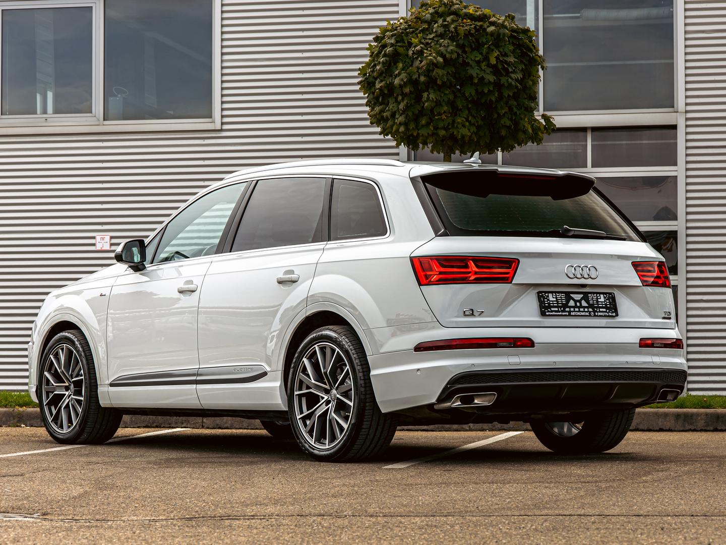 Audi Q7