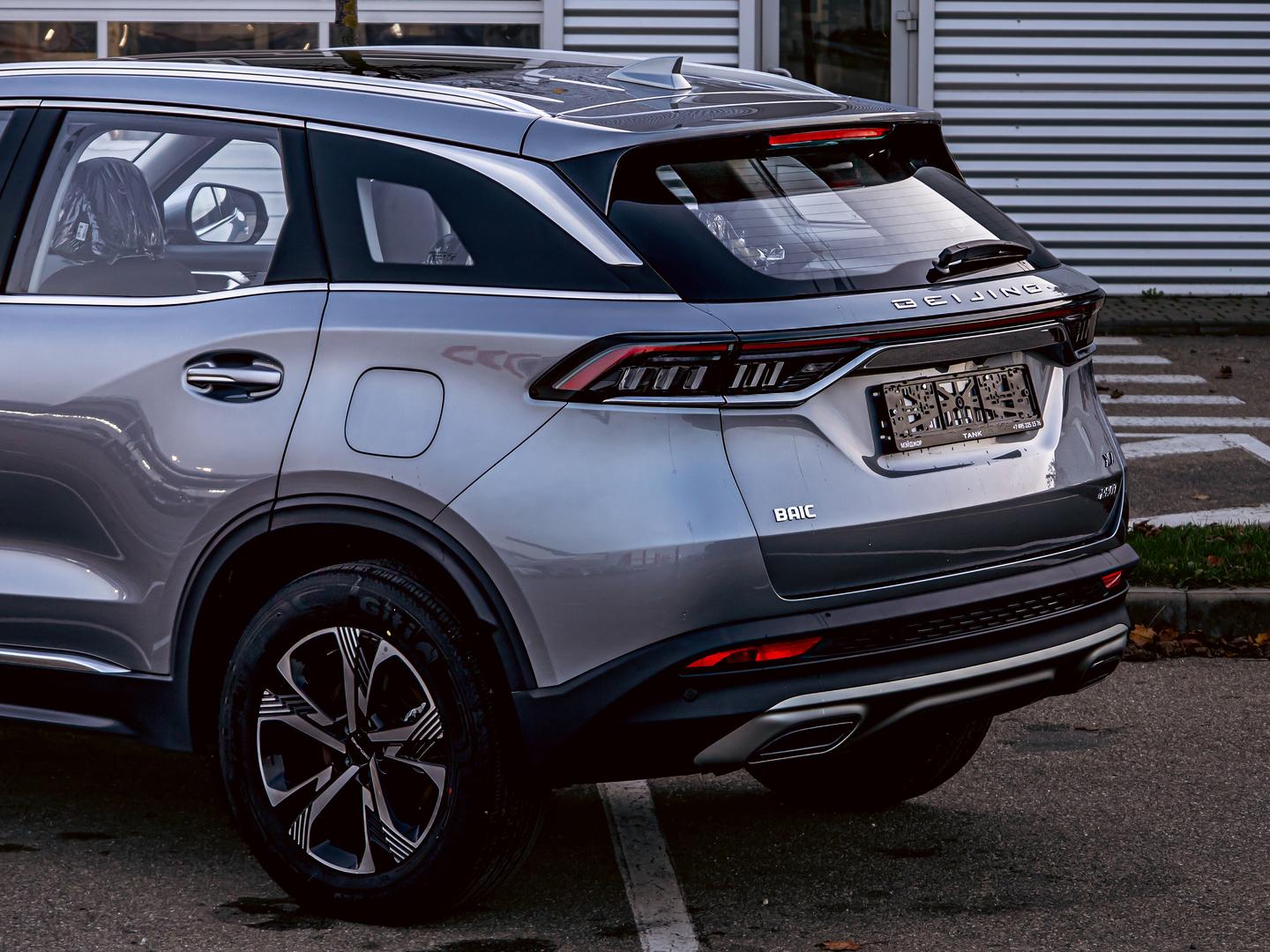 BAIC X7
