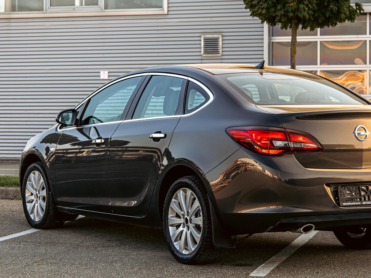 Opel Astra