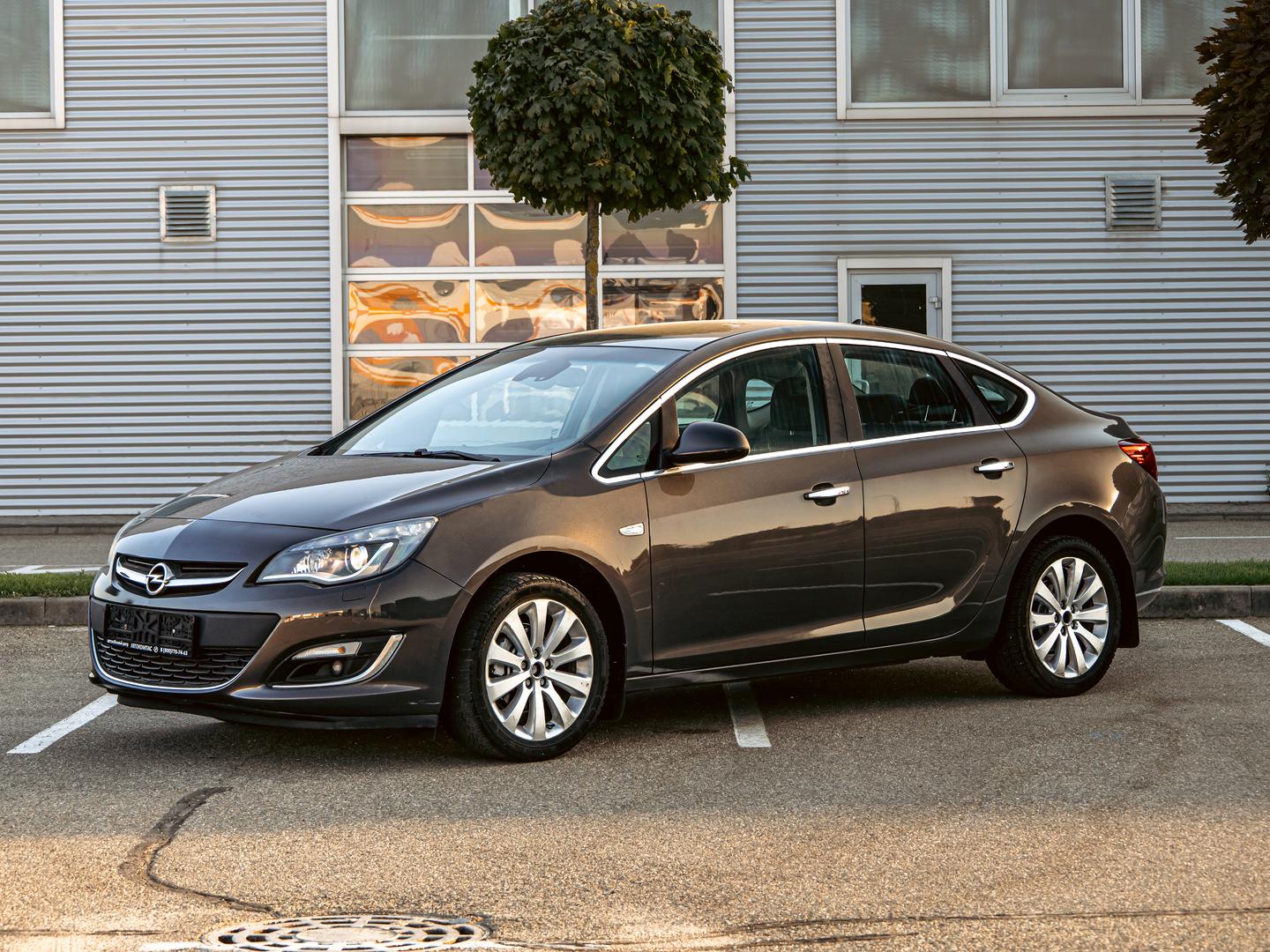 Opel Astra