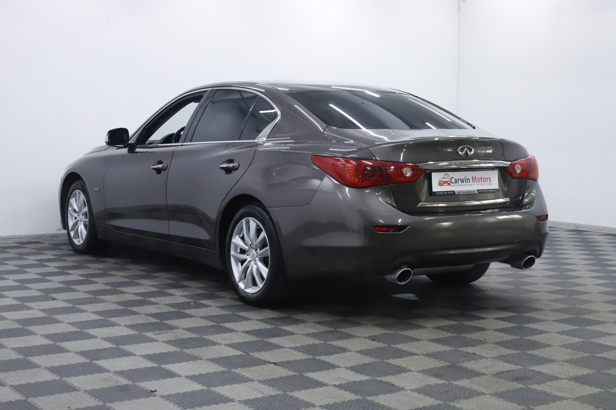 Infiniti Q50
