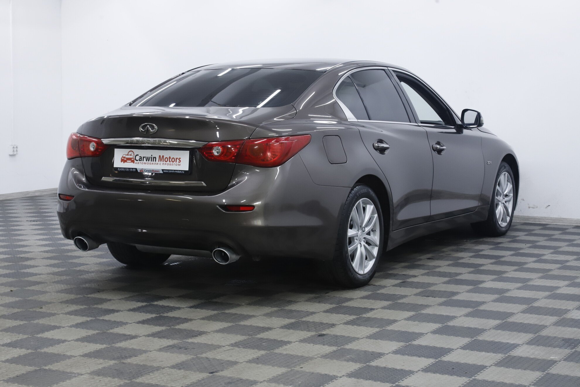Infiniti Q50