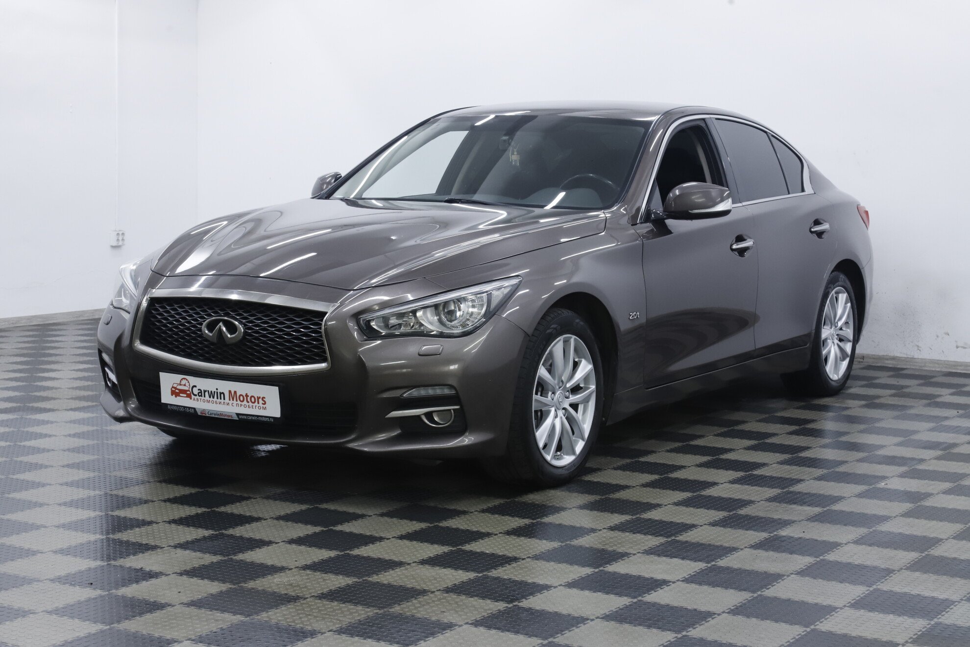 Infiniti Q50