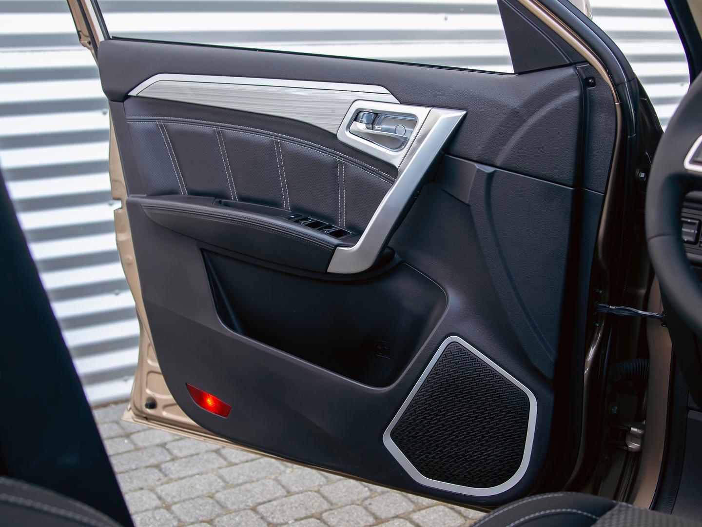 Geely Emgrand X7