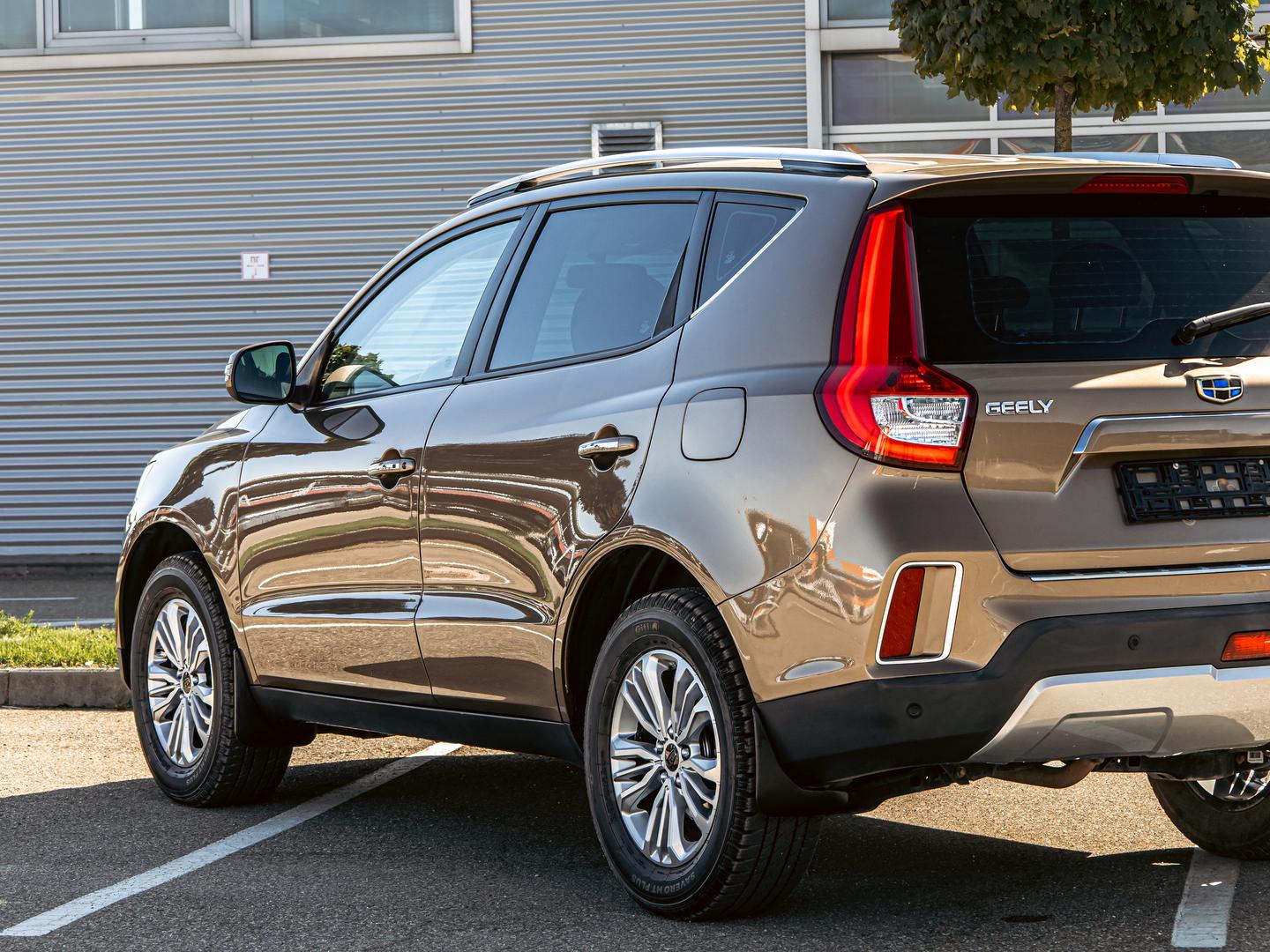 Geely Emgrand X7