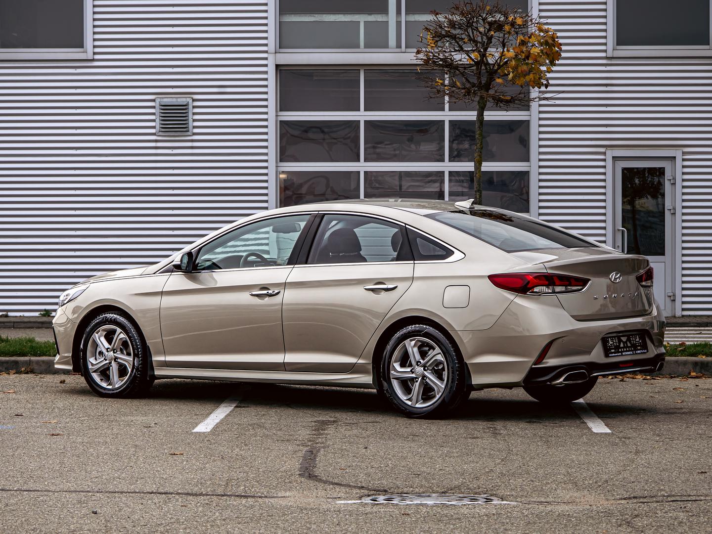 Hyundai Sonata