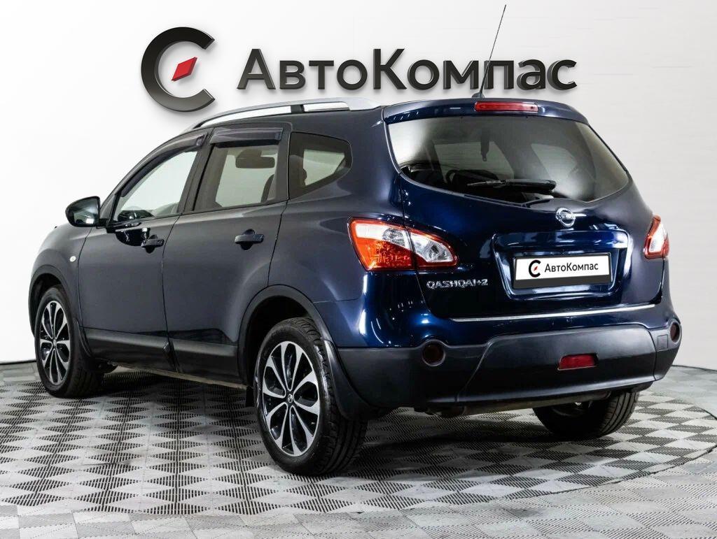 Nissan Qashqai+2