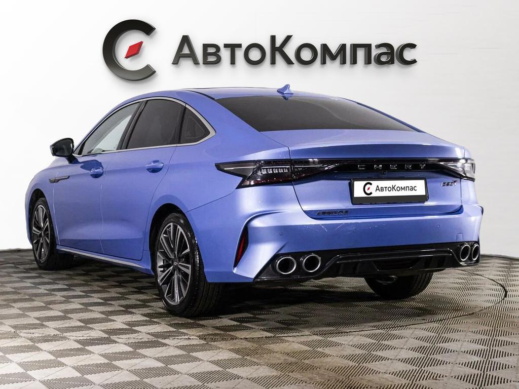 Chery Arrizo 8