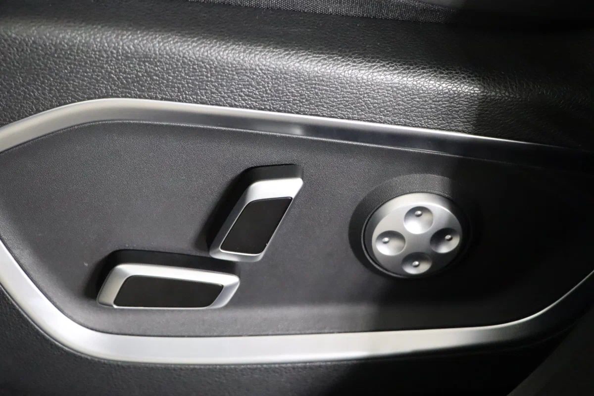 Geely Tugella