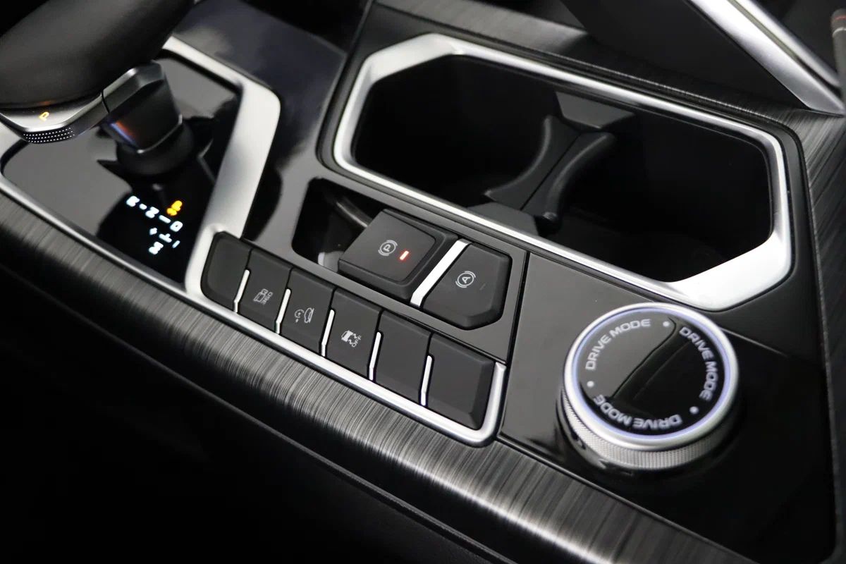 Geely Tugella
