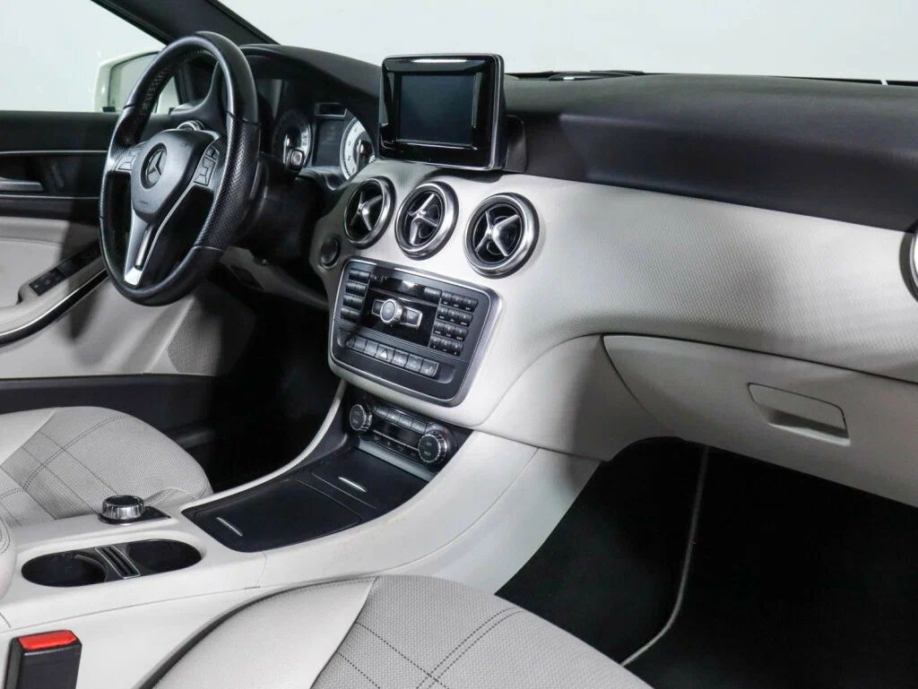 Mercedes-Benz A-Класс