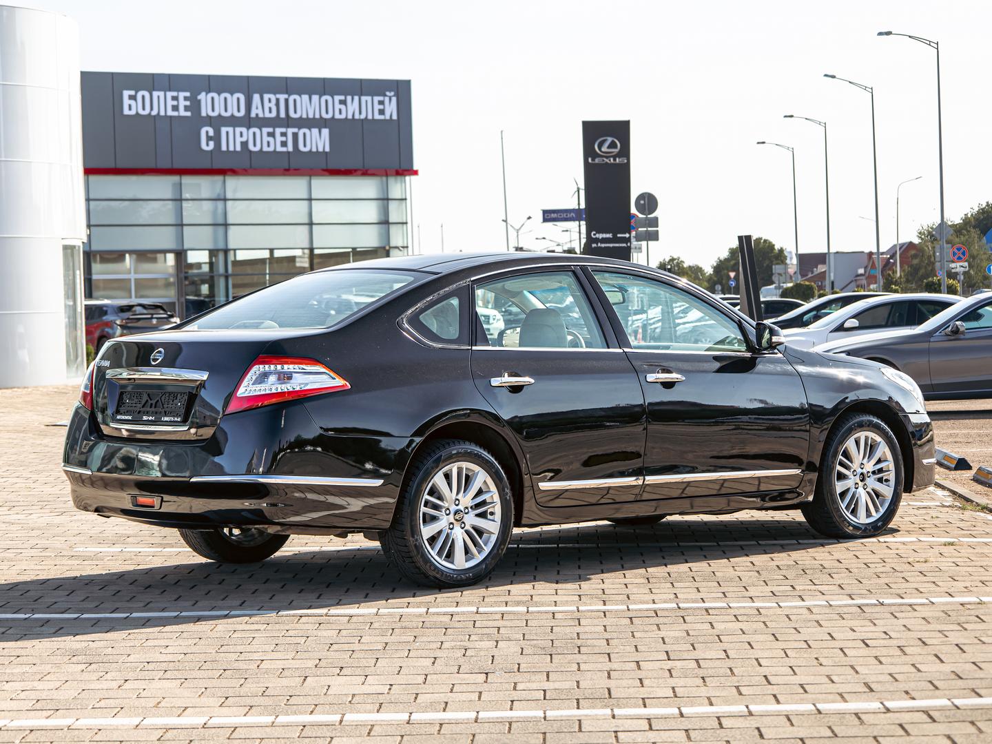 Nissan Teana