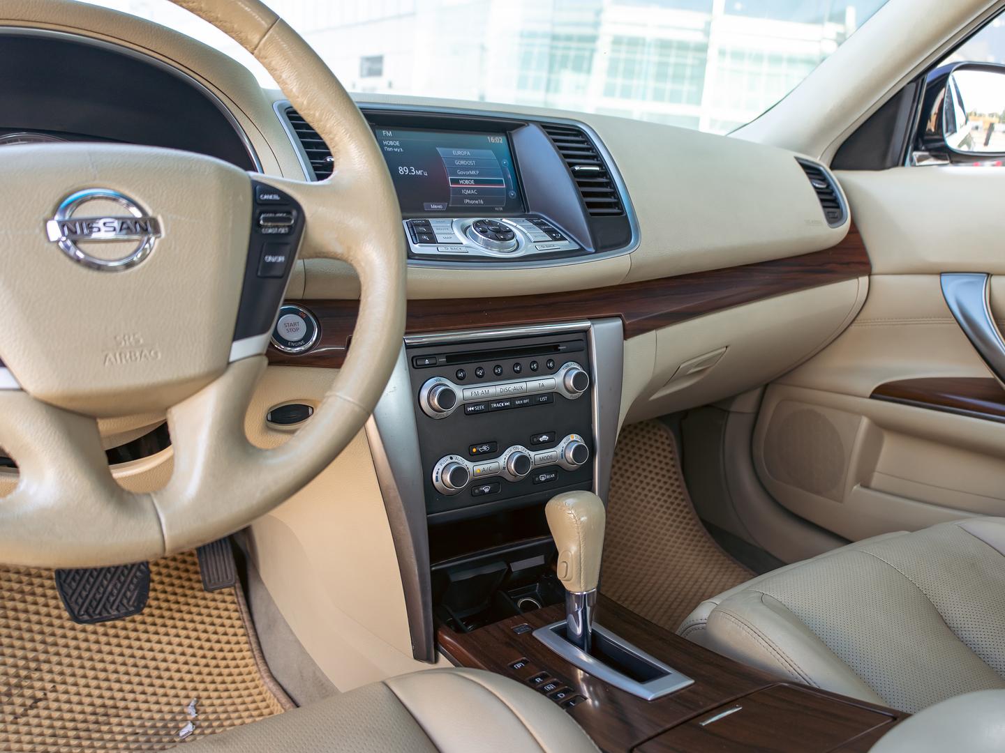 Nissan Teana