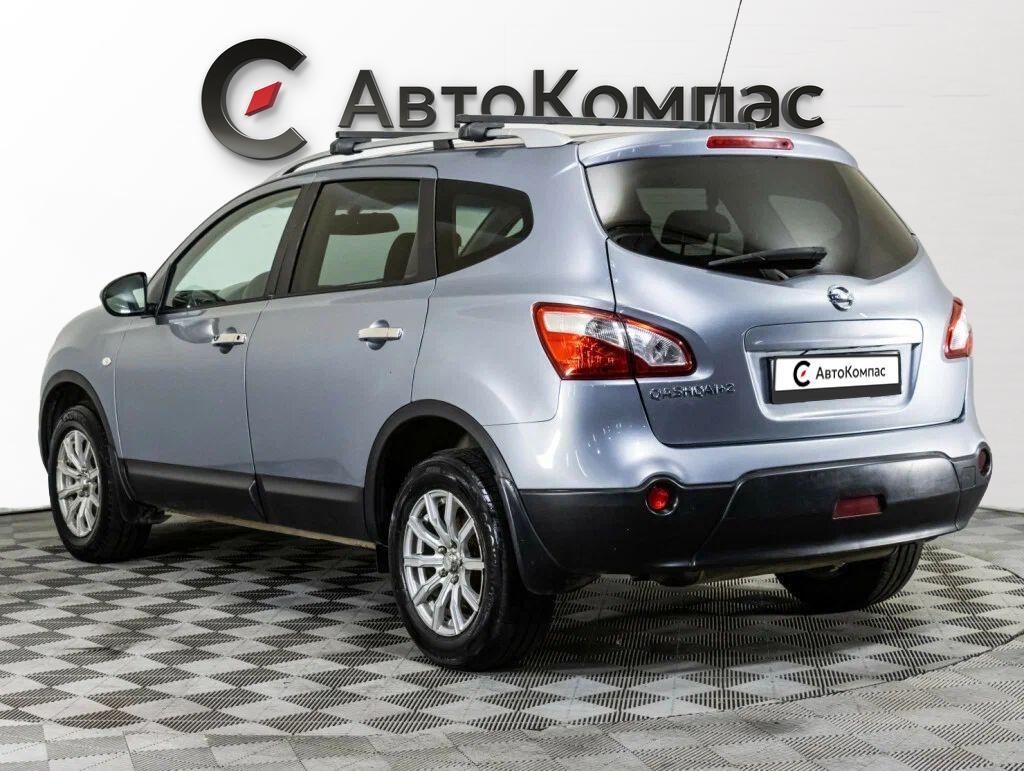 Nissan Qashqai+2