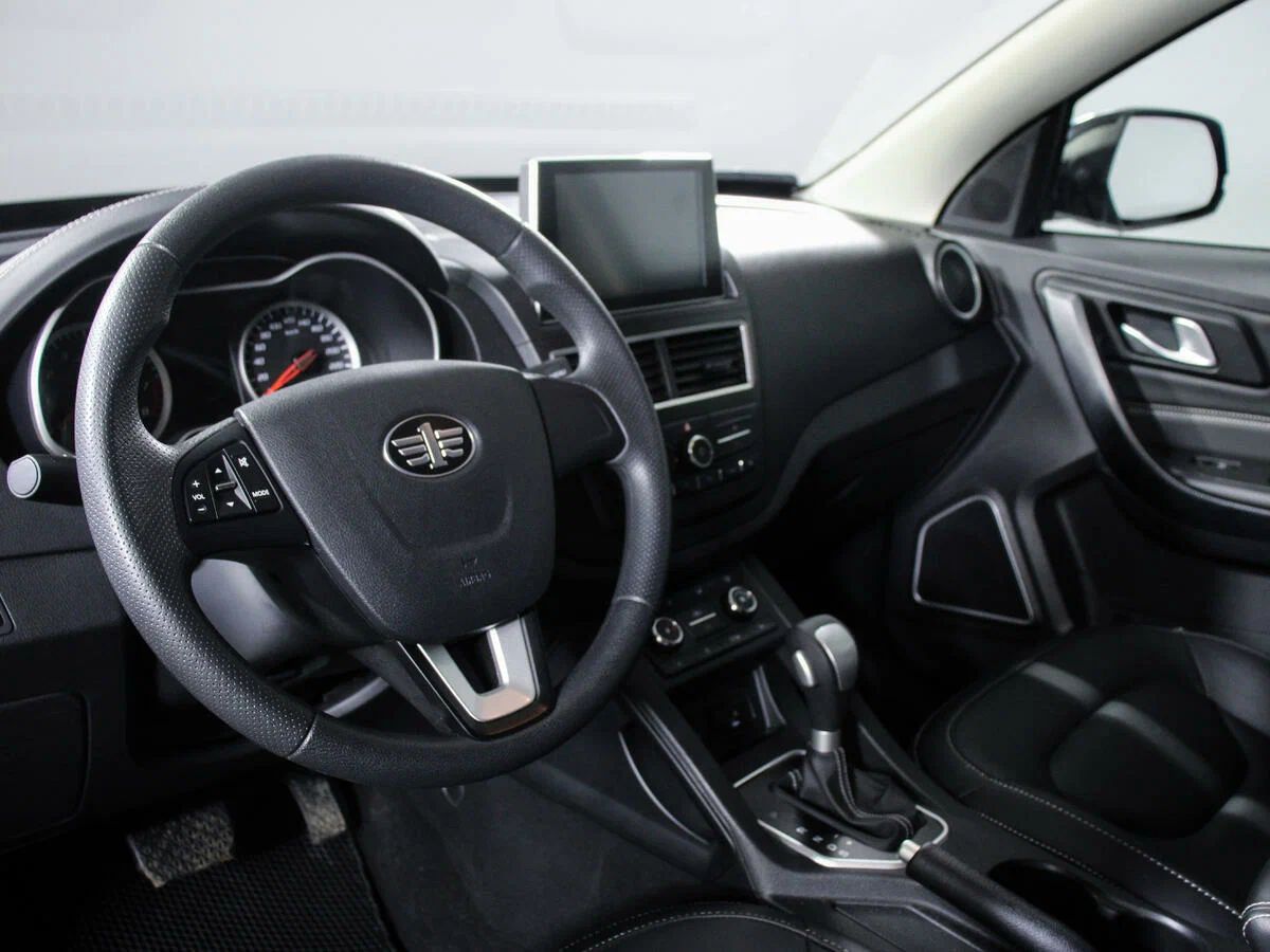 FAW Besturn X40