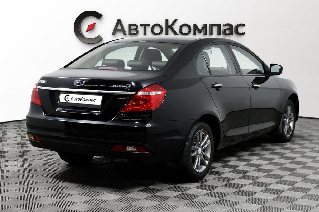 Geely Emgrand 7