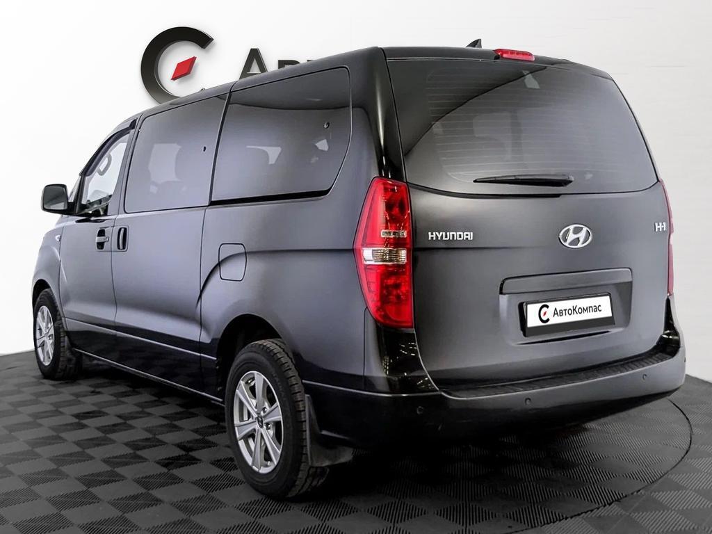 Hyundai H-1