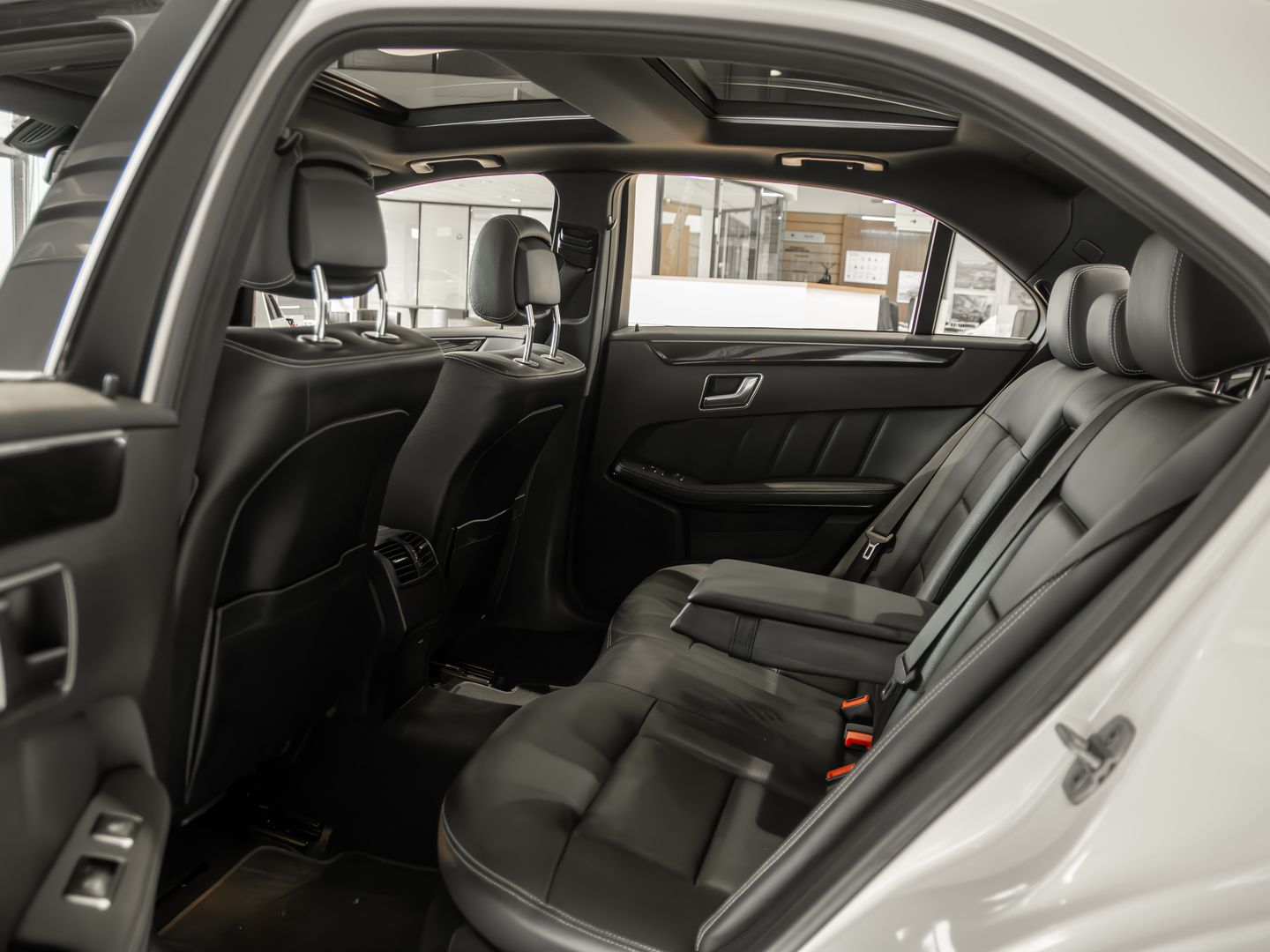 Mercedes-Benz E-Класс