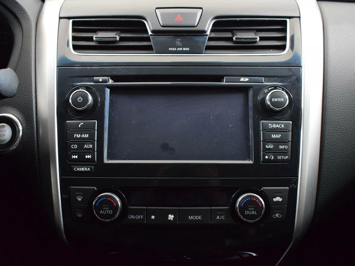 Nissan Teana