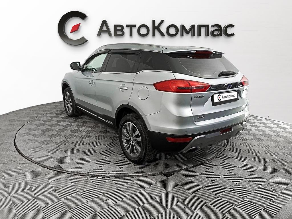 Geely Atlas