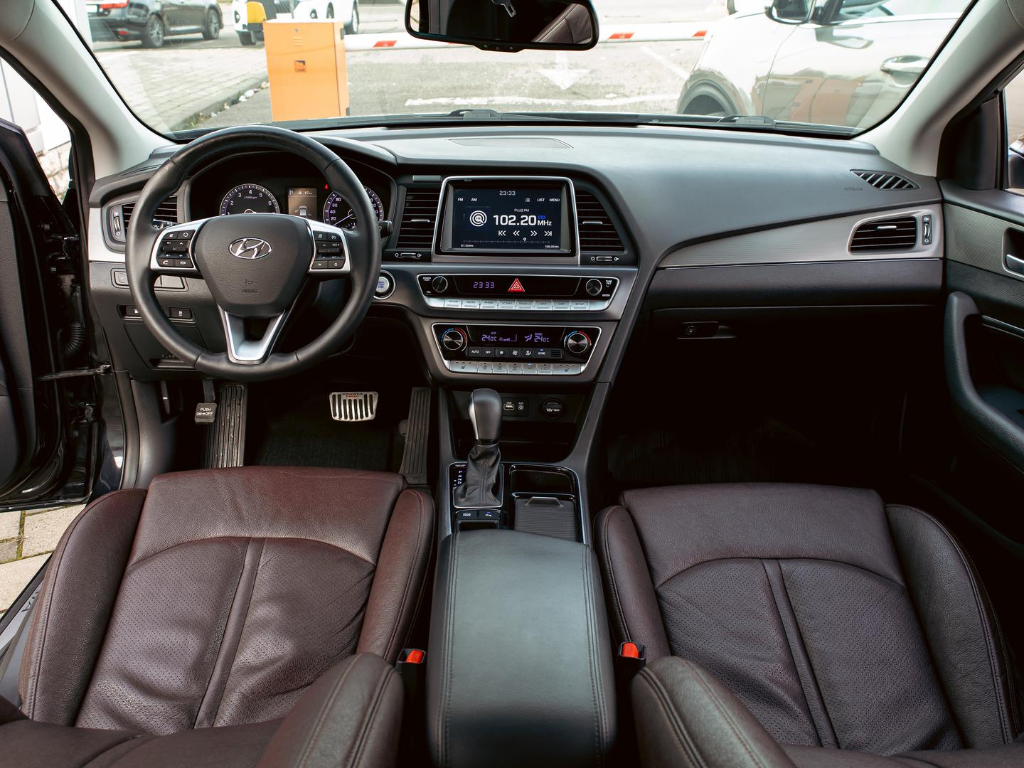 Hyundai Sonata