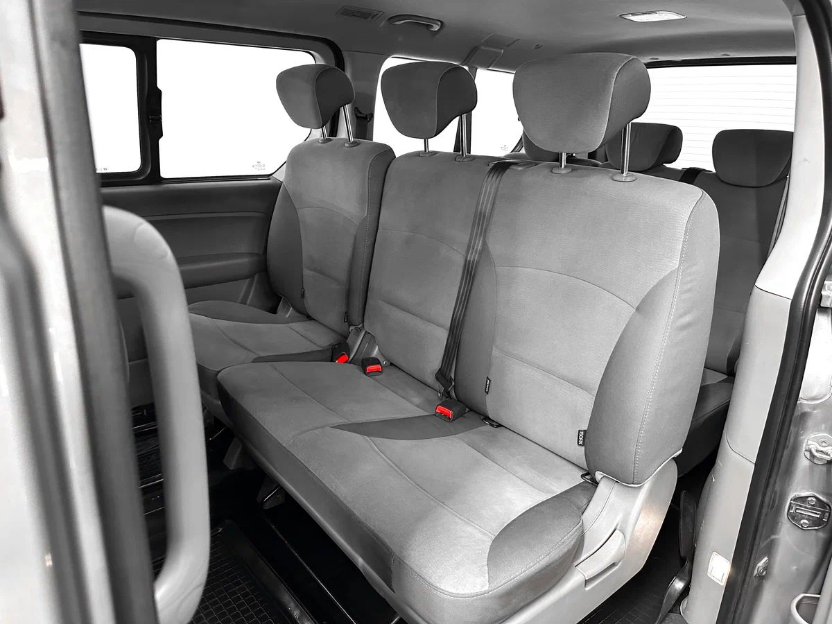 Hyundai H-1
